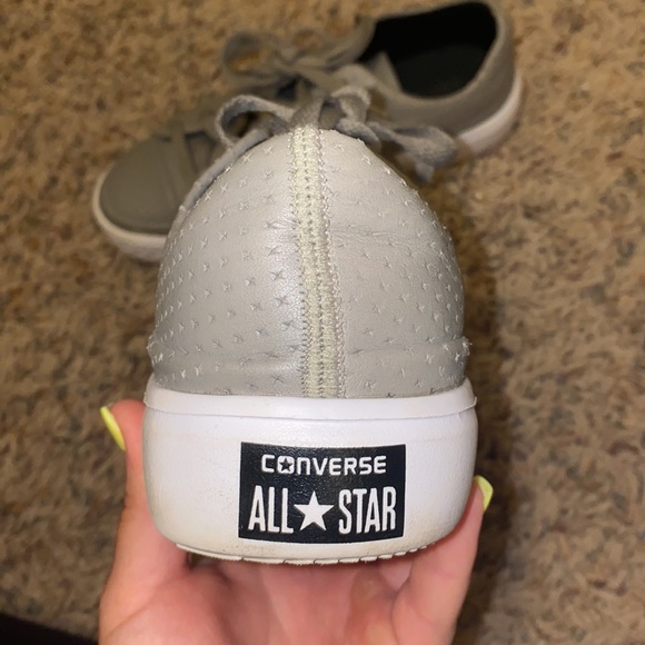 Gray/mauve leather Converse - Picture 3 of 4